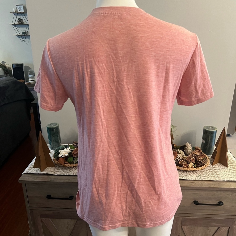 Amazon PINK hedgehog Tshirt - Picture 4 of 4